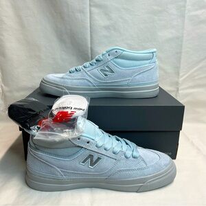 New Balance sneakers men’s size 8 - woman’s size 9.5